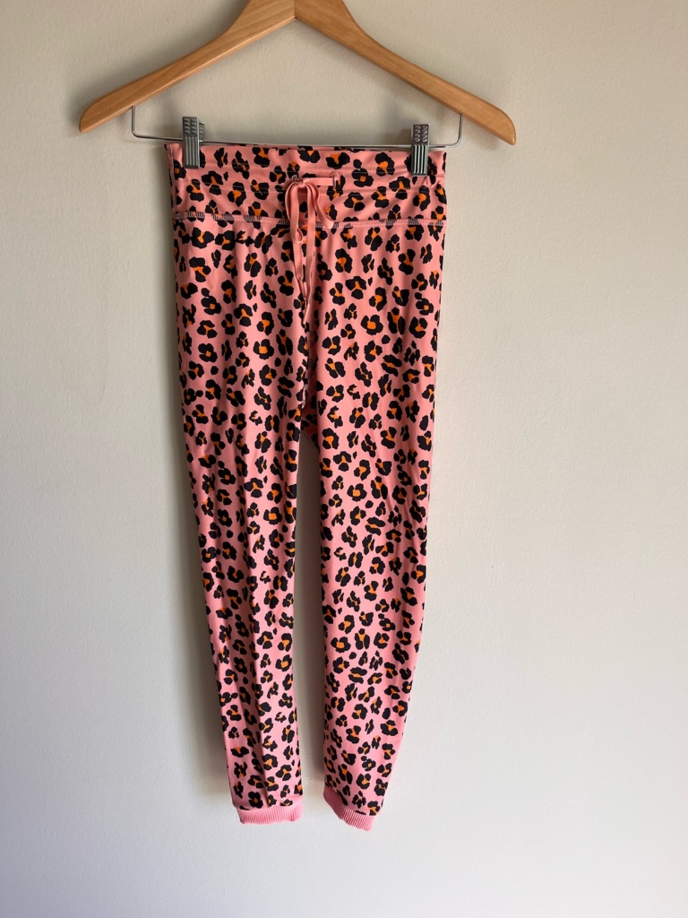 The Upside NEW Women's Cheetah Midi Pant Up Flamingo Pink Size Small (S) Casual